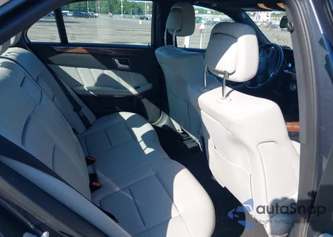 2012 Mercedes-Benz E 350 4Matic z USA, uszkodzony, nr VIN WDDHF8JB9CA526163